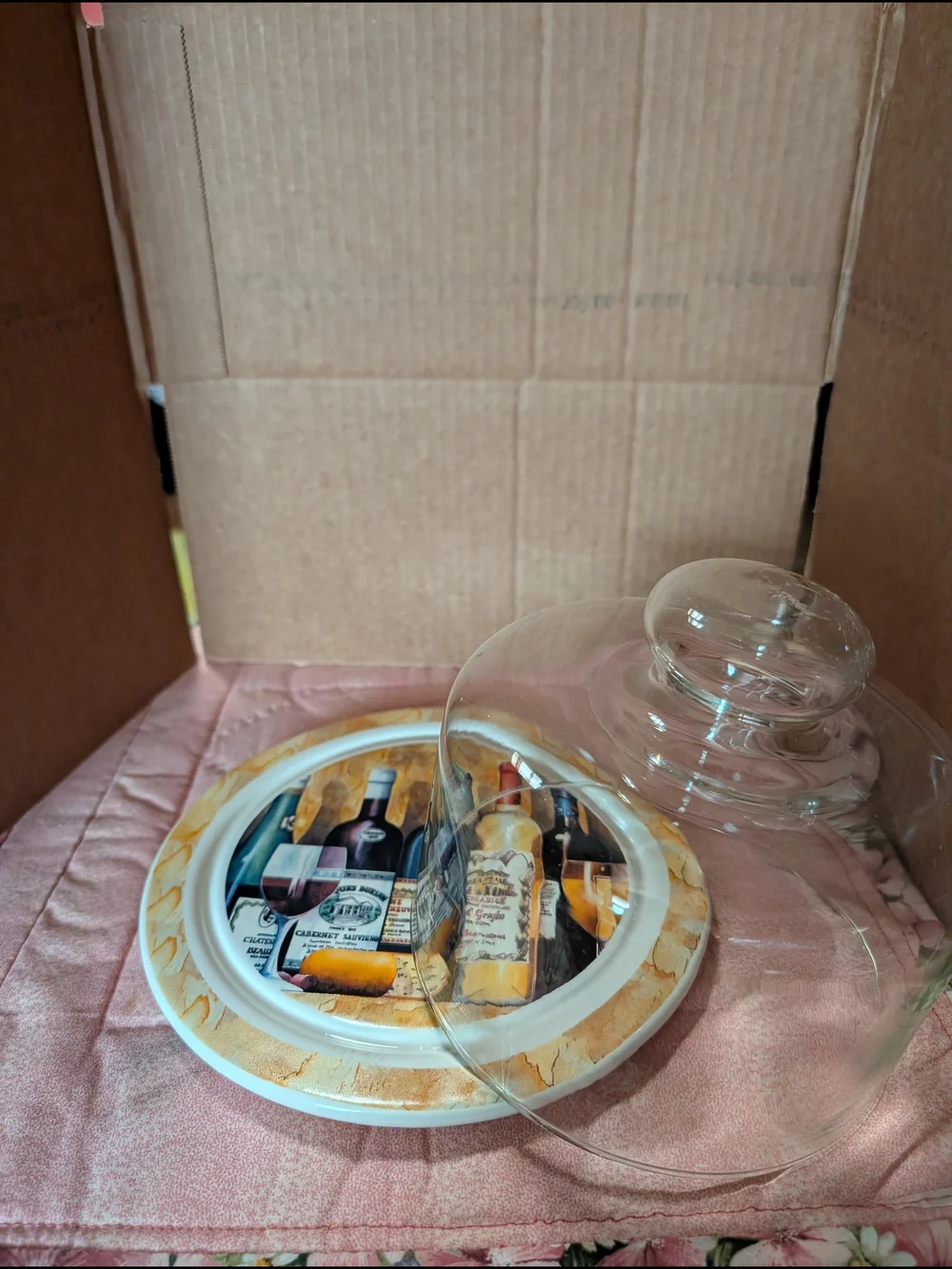 Clear Glass Dome Cake Stand with Wine Bottle Décor